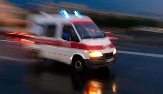 Otomobil kanala düştü: 1 yaralı