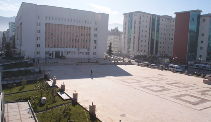 Rizeli gencin dikkati skandalı ortaya çıkardı!