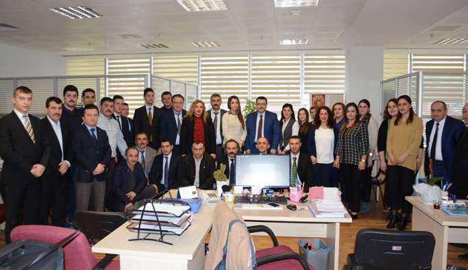 Genç: "Vatandaşlara güler yüzlü olun"