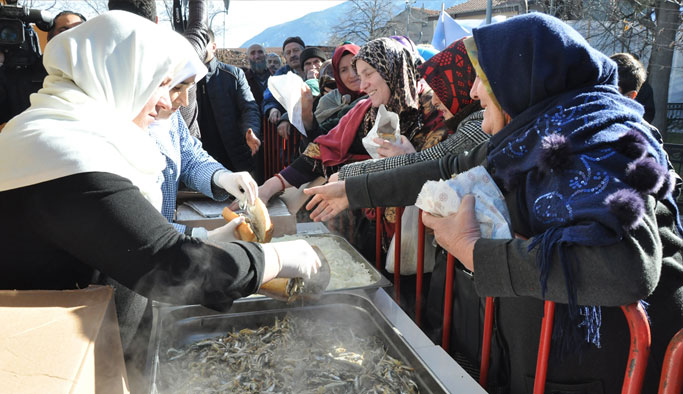 İstanbul ve Bursa'da Hamsi Festivali gerçekleşti
