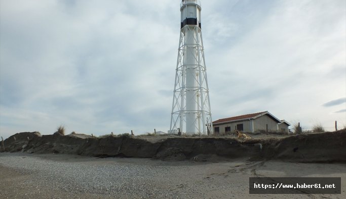 Halk, tarihi deniz fenerine sahip çıkıyor