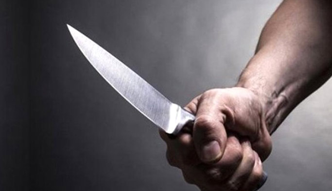 Babasına tornavidayla saldırdı