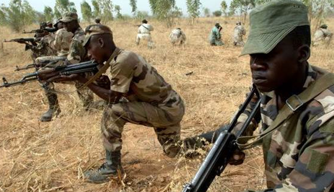 Savaş uçağı mülteci kampını bombaladı!