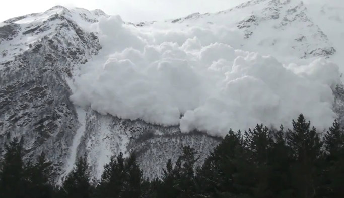 Çığ faciası: 30 ölü