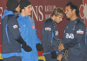 Alanzinho ilk idmanına çıktı