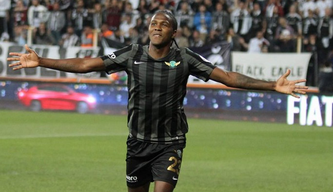 Rodallega Akhisar'ın maçında oynayacak mı?