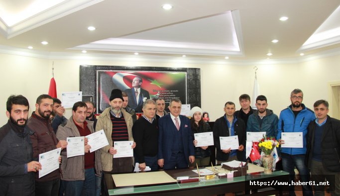 Sağıroğlu'ndan girişimcilere sertifika