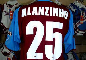 Alanzinho forması satışta!