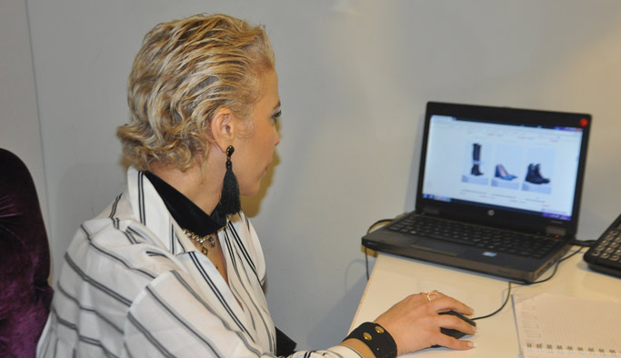 Trabzon'da engeline boyun eğmeyip ticarete atıldı