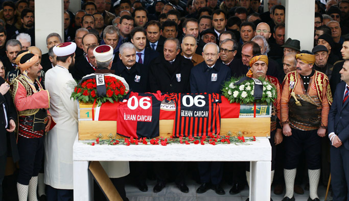 İlhan Cavcav toprağa verildi