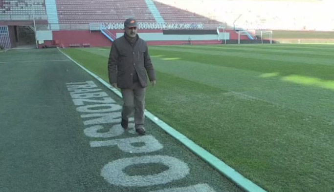 Avni Aker'e adanmış bir ömür! O da veda ediyor!