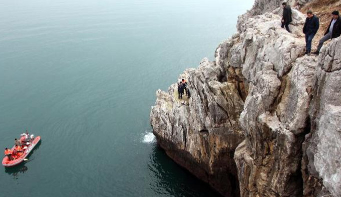 Trabzon'dan Zonguldak'a gitti ve intihar etti!
