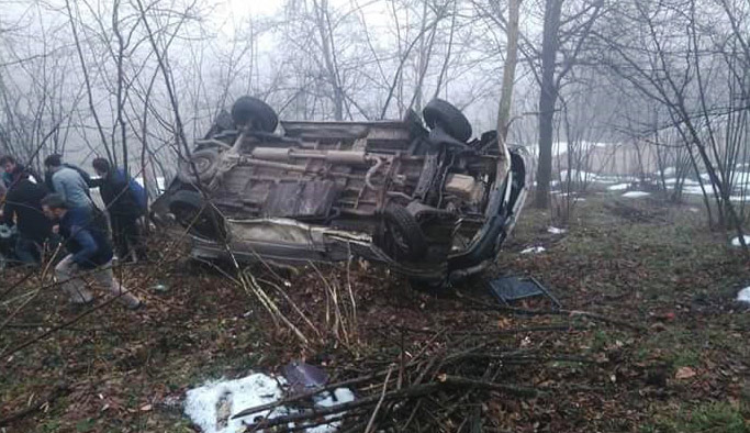 Öğretmen servisi şarampole yuvarlandı: 11 Yaralı