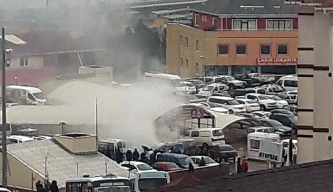 Rize'de hastane otoparkında yangın