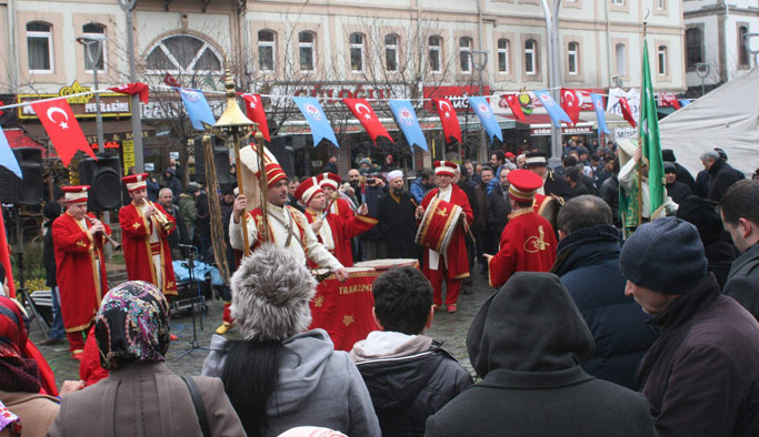 Trabzon'da Osmanlı Devletinin kuruluş yıldönümü kutlandı