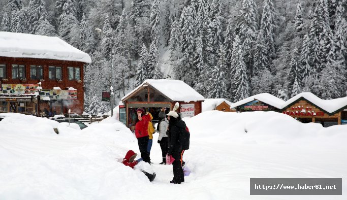 Bir yanda çile bir yanda sefa