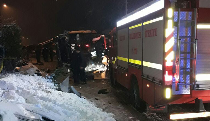 Kar ve buzlanma felaket getirdi