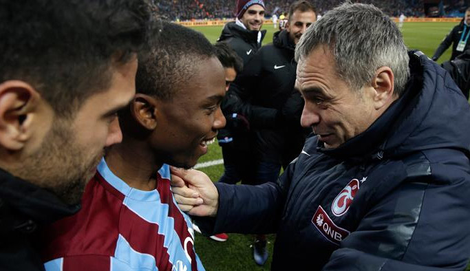 Yanal'ın gözü Osmanlı'da!