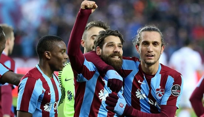 Trabzonspor'da hedef en az 4