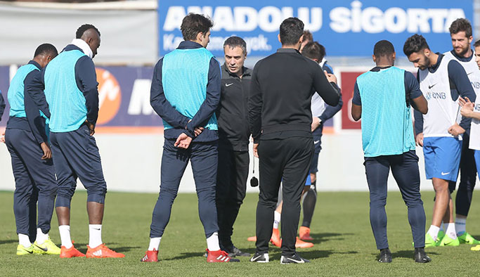 Trabzonspor Ersun Yanal ile ilk kez!