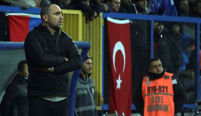 Başkan'dan Tudor'a izin: İsterse gider