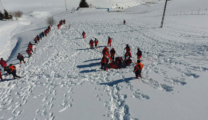 Ordu'da çığ tatbikatı!
