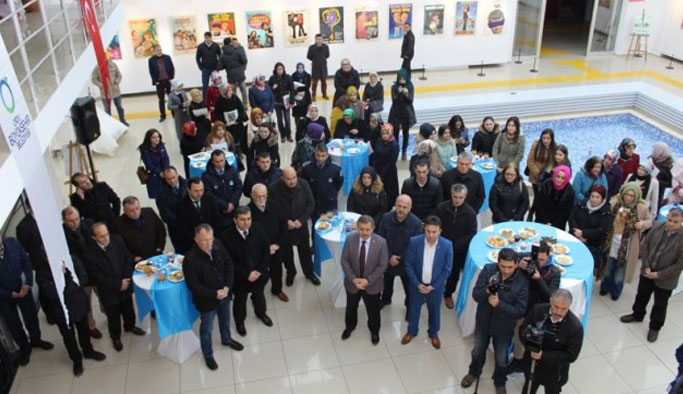 Türk sineması afişleri nostalji yaşattı