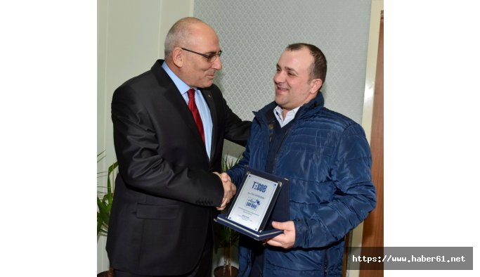 Trabzon'da ayın şoförleri plaketlerini aldı