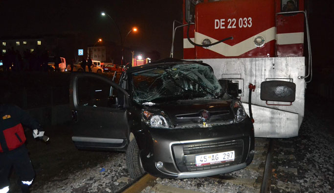 Tren kazası: 1 ölü 4 yaralı