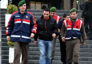 Pitbull çetesine 19 gözaltı