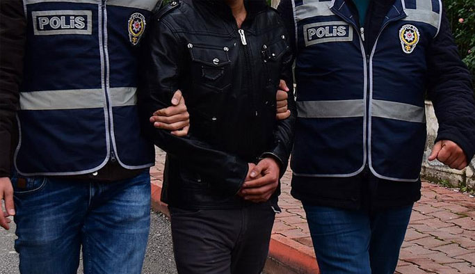 FETÖ operasyonunda gözaltına alınan 22 şüpheli adliyeye sevk edildi