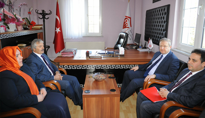 Vali Yavuz'dan hayırlı olsun ziyaretleri