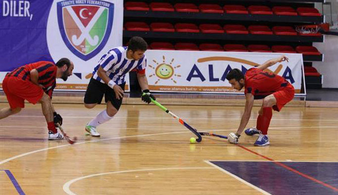 Trabzon salon hokeyi ile tanışıyor