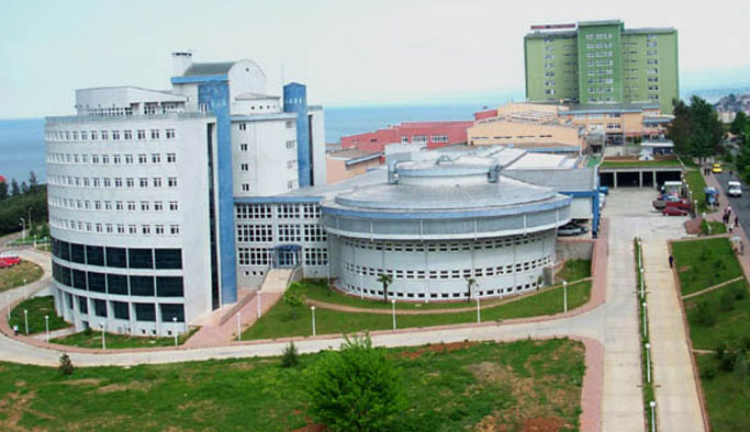 Trabzon’da Tıp Fakültesi'nde hemşire ve doktorları bıktıran adam…