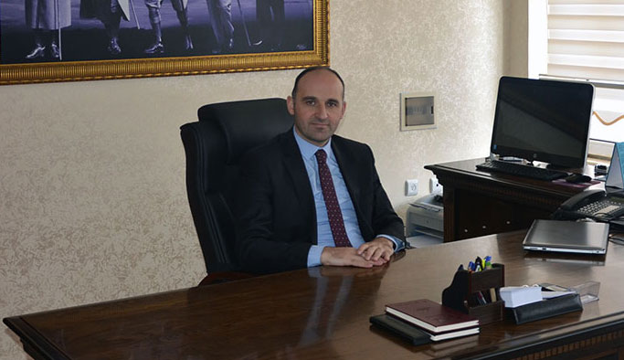 Trabzonlu Kaymakam o ilçe belediyesine Kayyum atandı!