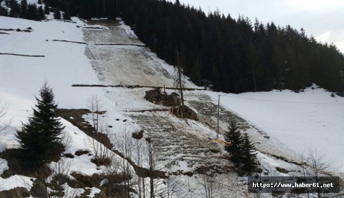 Trabzon'da çığ düştü! Ev yerle bir oldu