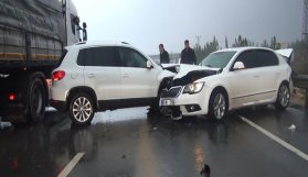 Bakan'ın konvoyunda zincirleme kaza: 8 yaralı!