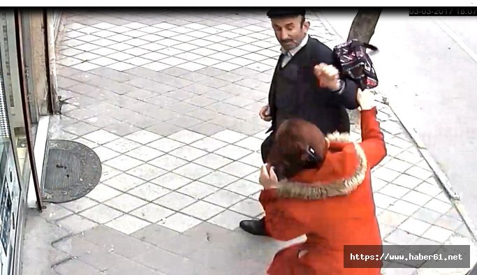 Tacizciye sokakta dayak kamera kaydında