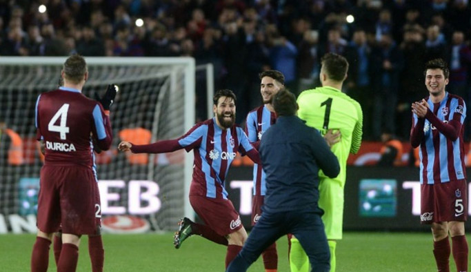 Kolbastıyı futbolculara bakın kim öğretmiş?