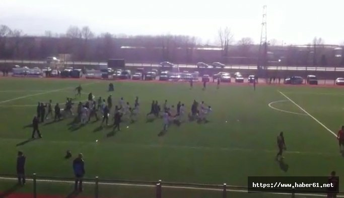  Yeşil saha boks ringine döndü