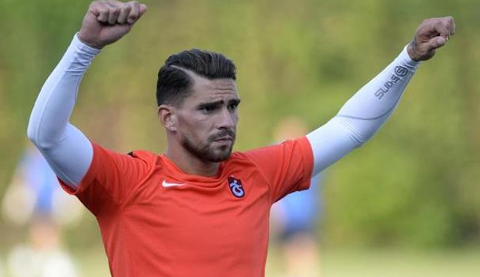 Carl Medjani'ye müjde