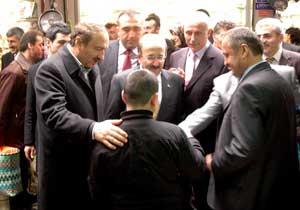 Özak: Trabzon'un hizmetkarıyız