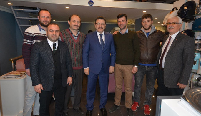 Genç: "Tokmak da davul da aynı kişide olacak"