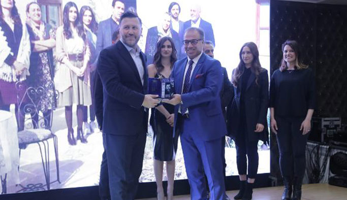 Mehmet Yiğit Alp'e ödül!