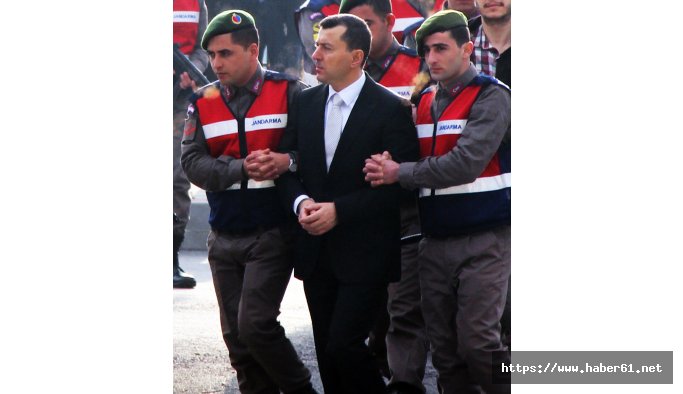 Cumhurbaşkanı Erdoğan'ın eski Başyaverine 'Fuat Avni sen misin' diye sordular!