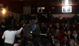 Ümit Özdağ ve Yusuf Halaçoğlu'nun toplantısına baskın!