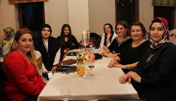 100’üncü Yılın Kadınları Stres attı!