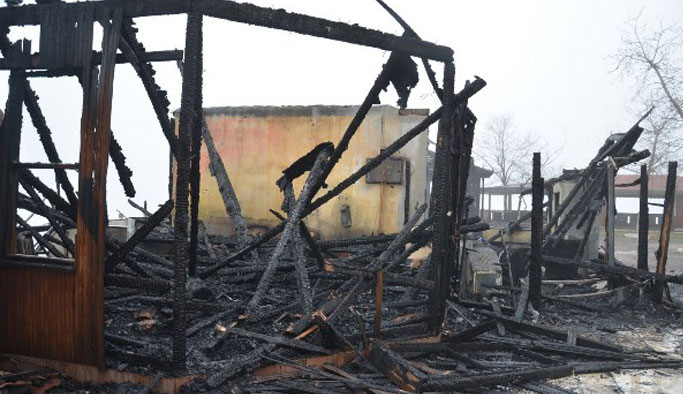 Ordu'da Kasap ve et lokantası tesisi alev alev yandı