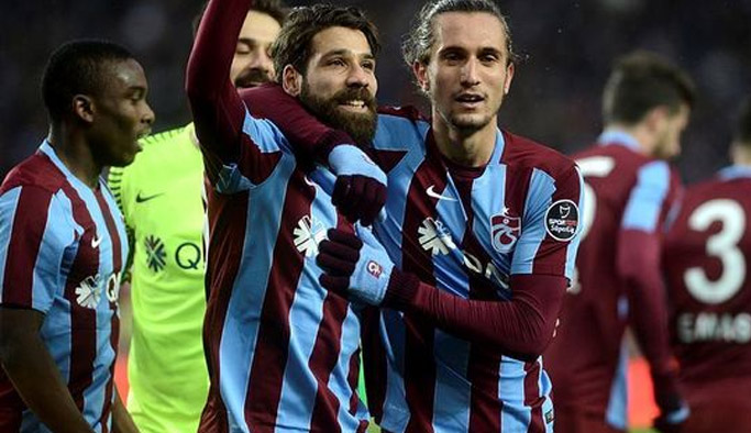 Yanal'dan futbolculara: Yakaladığınızı atın