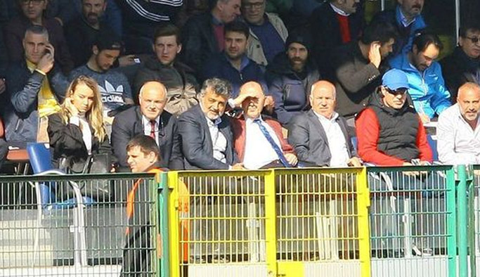 Usta takımla olacak